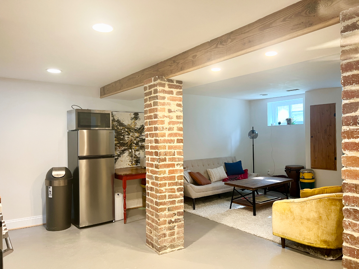 Large Studio Basement Apartment | Private Entrance | In-Unit Washer/Dryer | 16th Street Heights - Photo 3