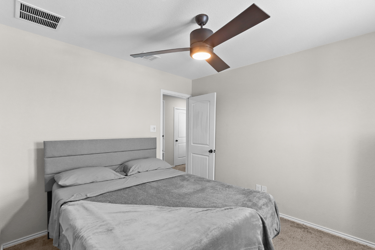 Glorious and peaceful home - Photo 12