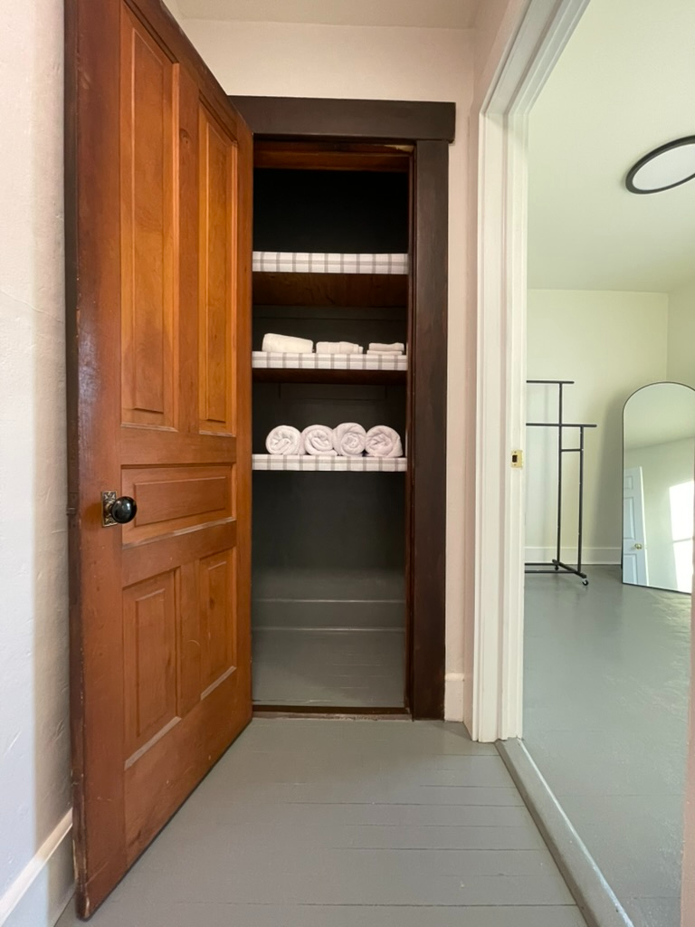 Newly renovated interior, - Photo 8