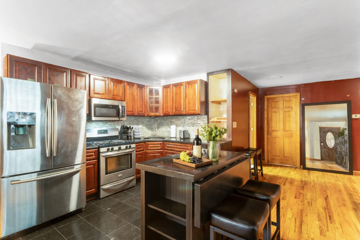 The Boca Abode | 2BR/2BTH w/ Jacuzzi Tub + Private Backyard in Brooklyn, NY - Photo 5