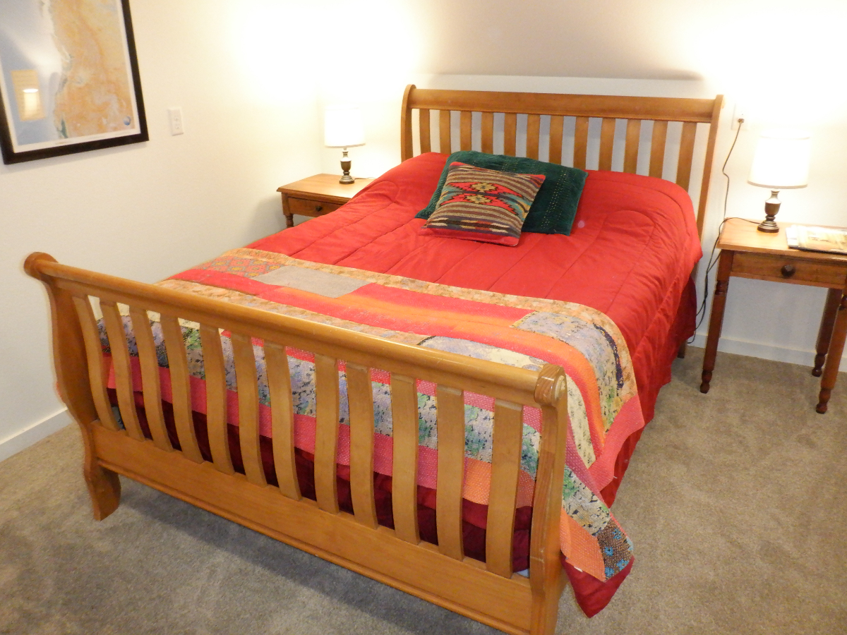 Studio Apartment - Photo 2