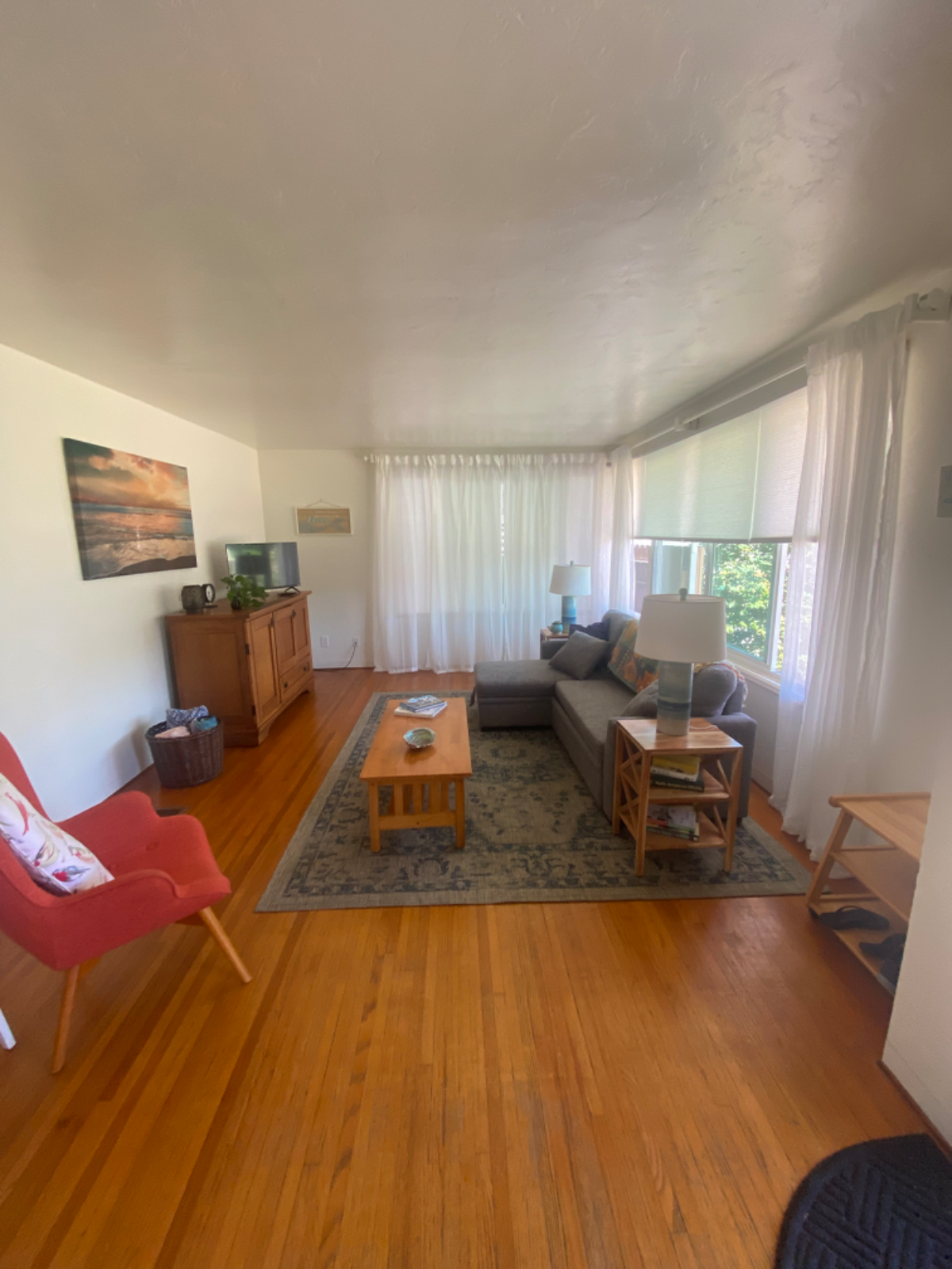 Your Cozy Home Away From Home | 2BR 1BA + Office | Near Hospitals, Beaches, Downtown And Everyday Conveniences - Photo 2
