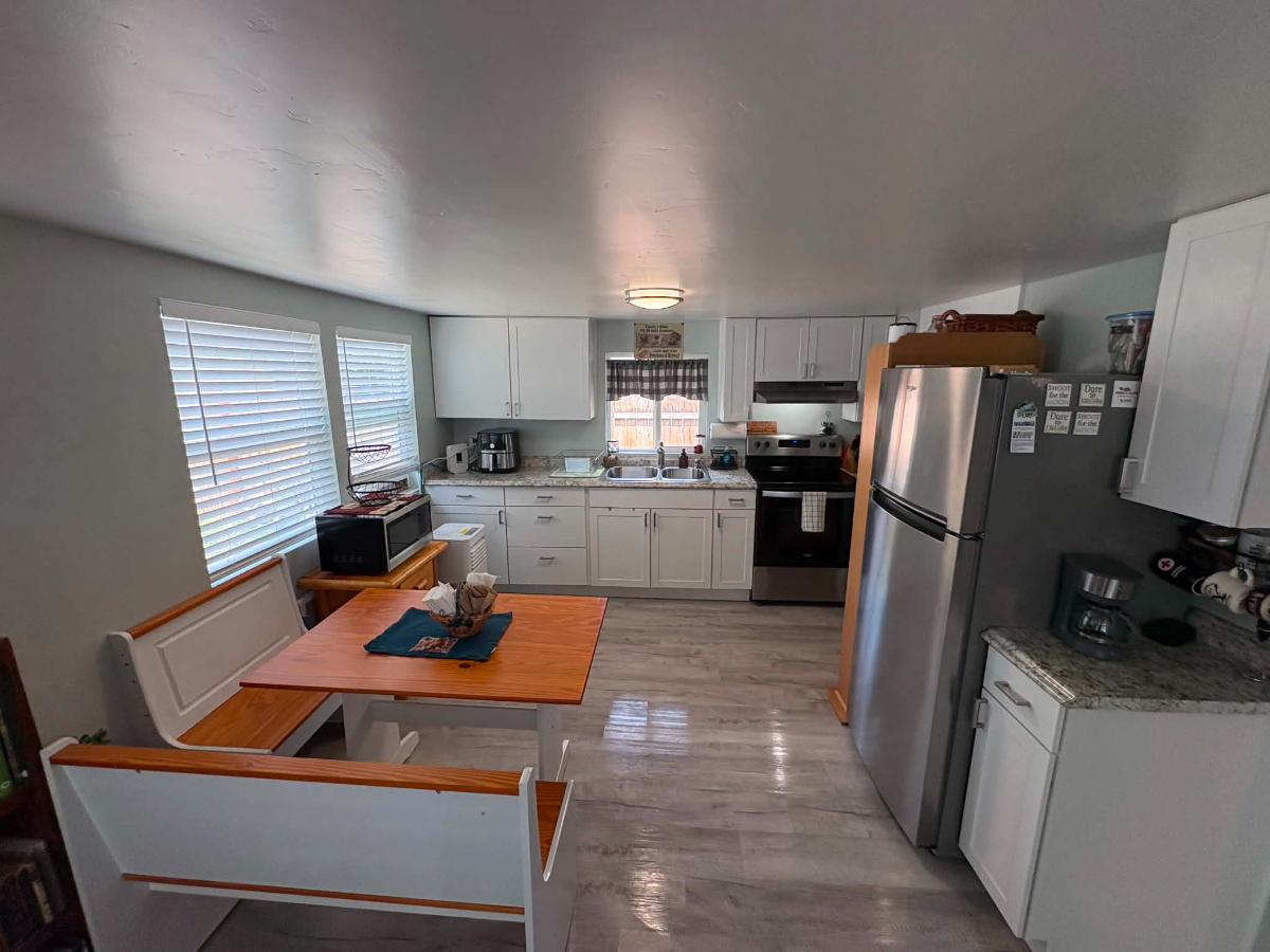 2BR tiny home w/ Fenced Yard Near Downtown Prineville - Photo 1