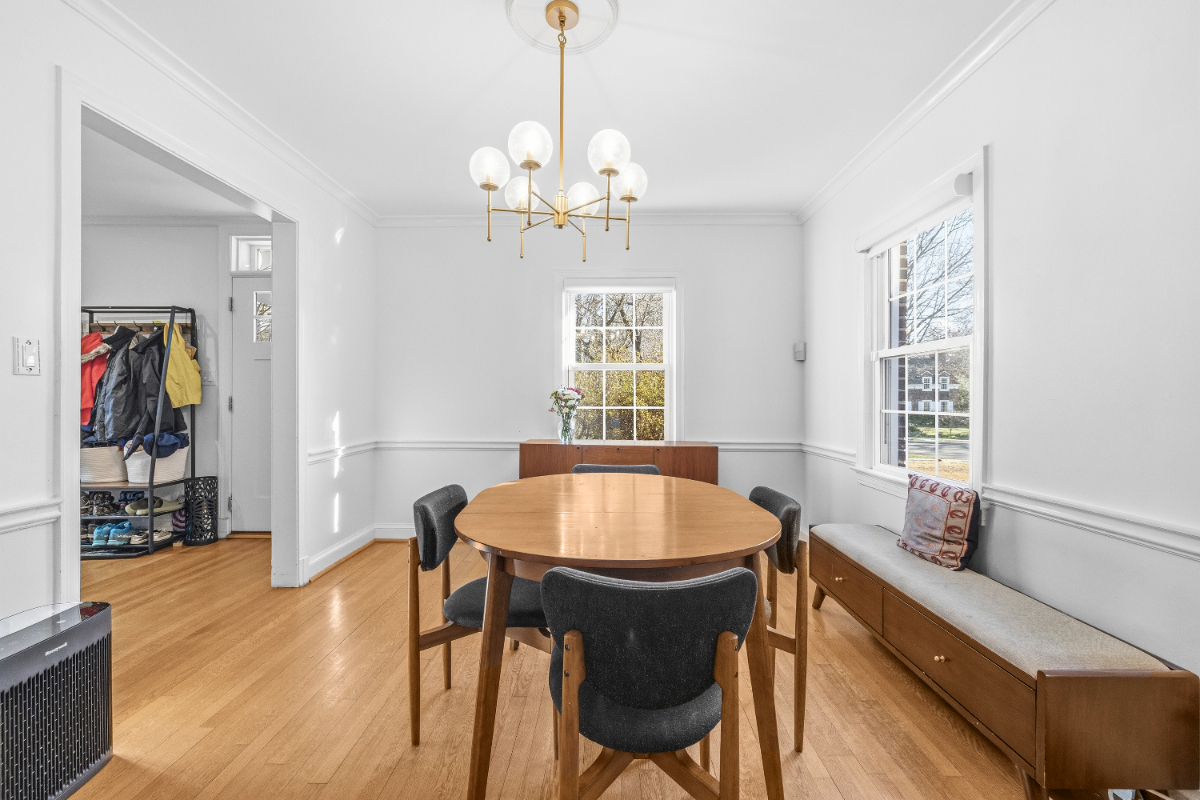 Spacious, Light-filled 4BD 3.5BA - Photo 6