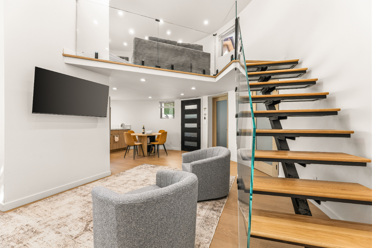 Furnished Studio in Prime West Los Angeles - Photo 1