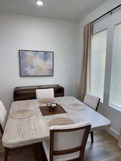 Luxury Furnished 3BR Home Near Houston Medical Center | Ideal for Travel Nurses & Corporate Stays - Photo 10