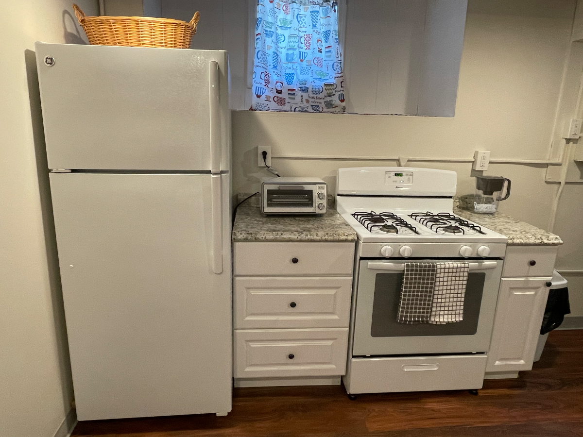 Syracuse, NY Tipperary Hill Studio Apartment - Photo 6