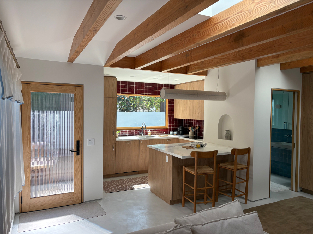 Brand-New Studio | Private Entrance | Washer/Dryer | Storage | Frame TV - Photo 1