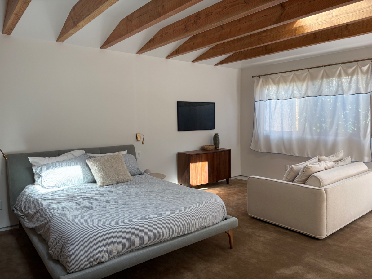 Brand-New Studio | Private Entrance | Washer/Dryer | Storage | Frame TV - Photo 6