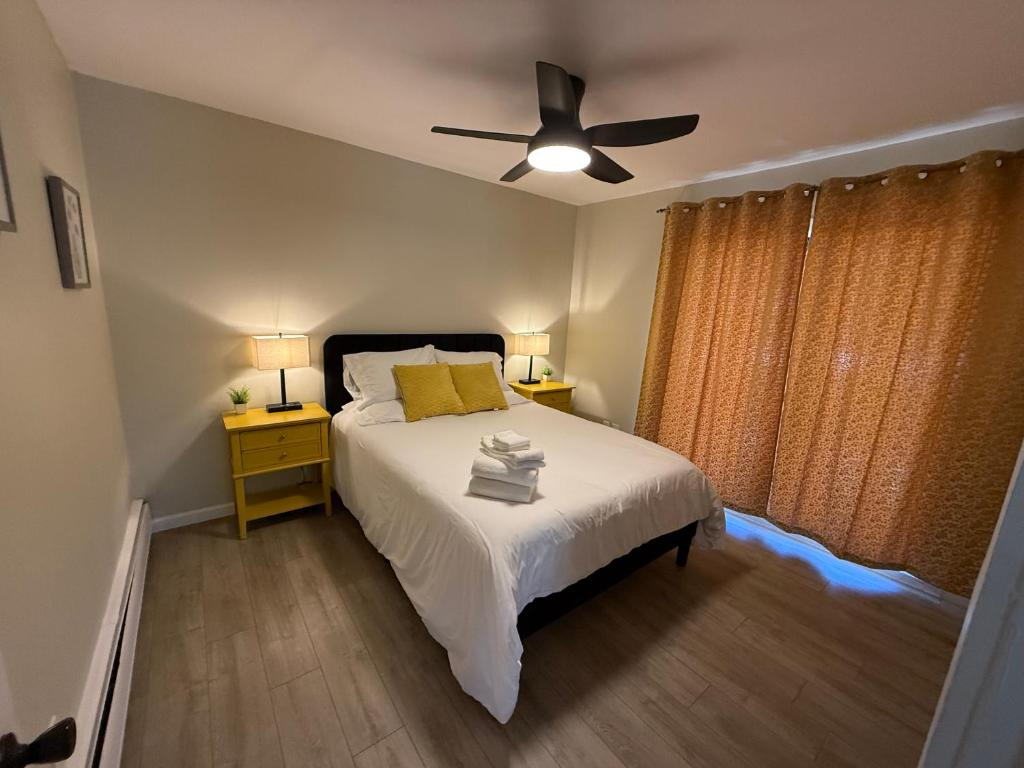 Charming, spacious and comfortable, fully furnished 3 bedroom home 5 mins from Stowe Village with AC - Photo 12