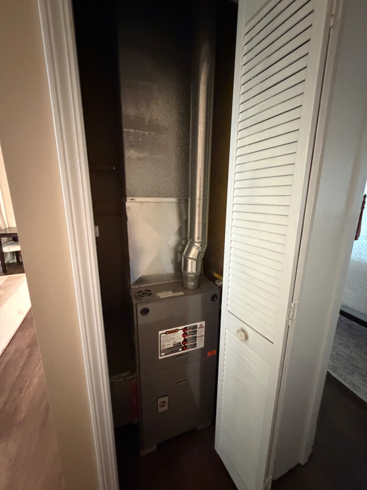 Modern Comfort in a Historic Victorian | 1 Bed, 1 Bath | East Wheeling, WV - Photo 12