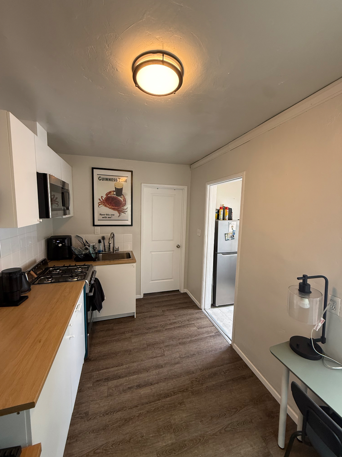 Super cute 1 bed 1 bath in the heart of crown point - Photo 2