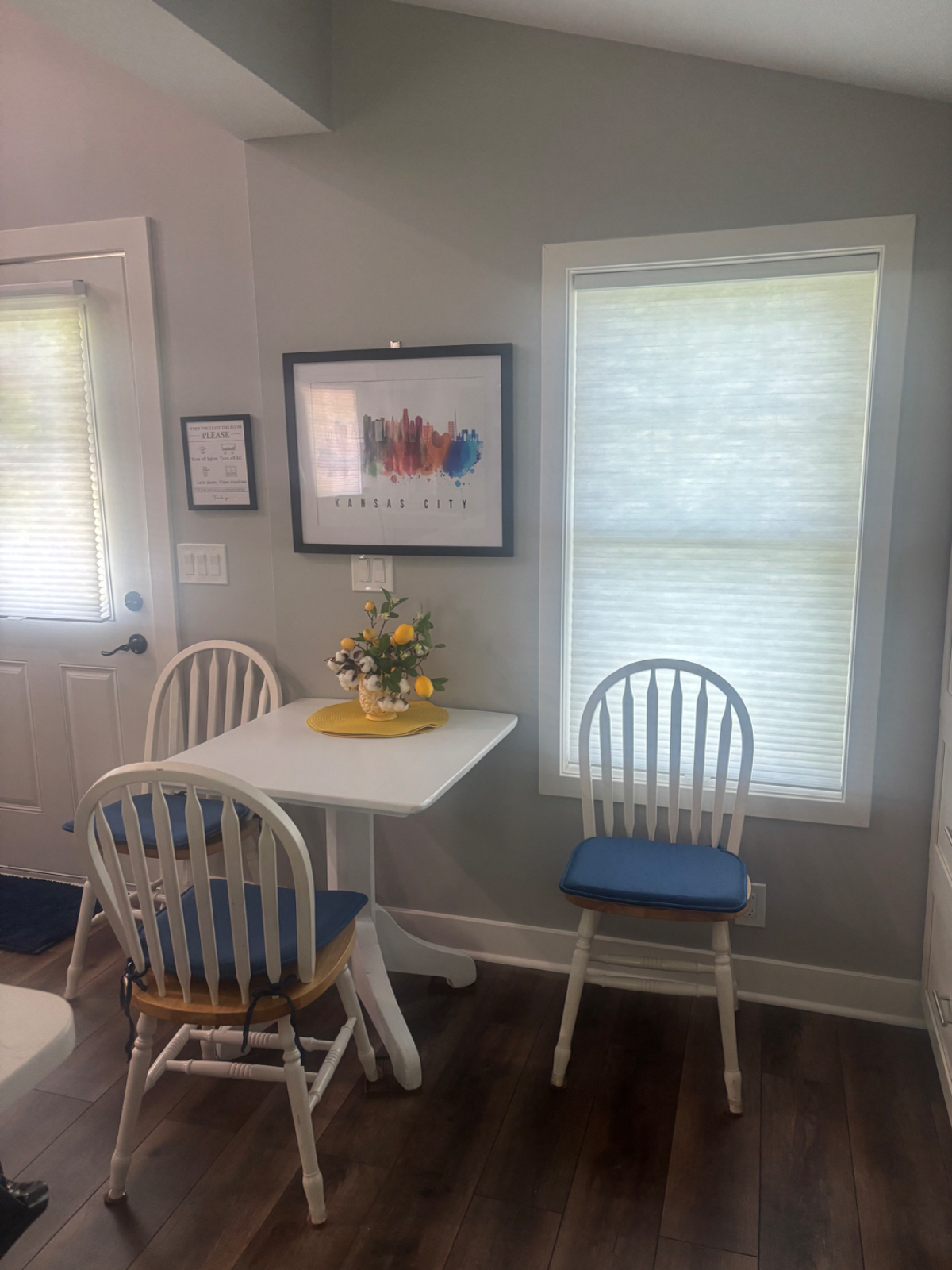 Tiny home with big personality - Photo 5