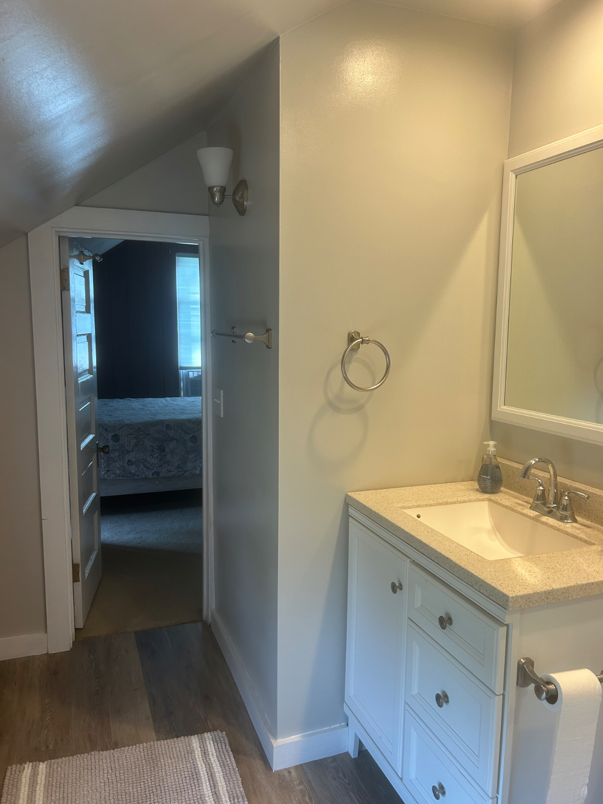 Modern Farmhouse - Photo 8