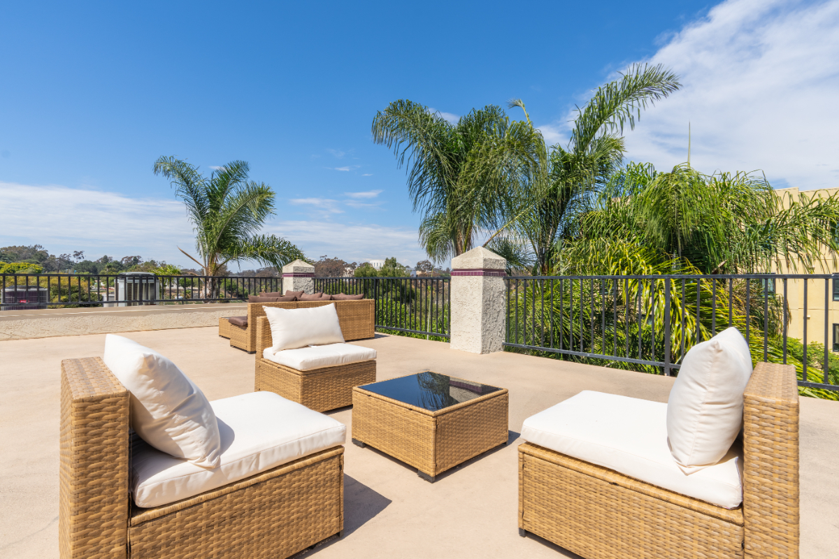 Modern 2BR/2BA Condo | Dog Friendly, 2 Parking Spots - Photo 6