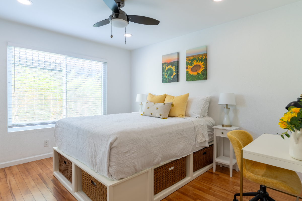 Modern 2BR/2BA Condo | Dog Friendly, 2 Parking Spots - Photo 3