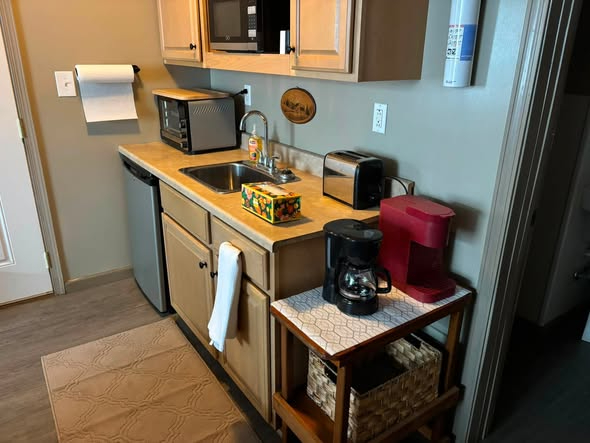 Safe, Clean & Affordable Property within 5 Miles of Bluefield State University. 15 mins to WVU Hosp - Photo 2