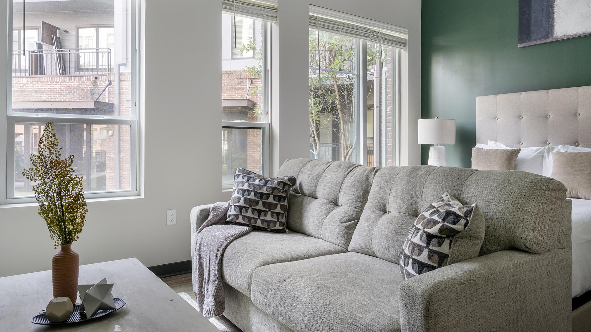 Vibe at Echo Street West 1623 - Photo 2