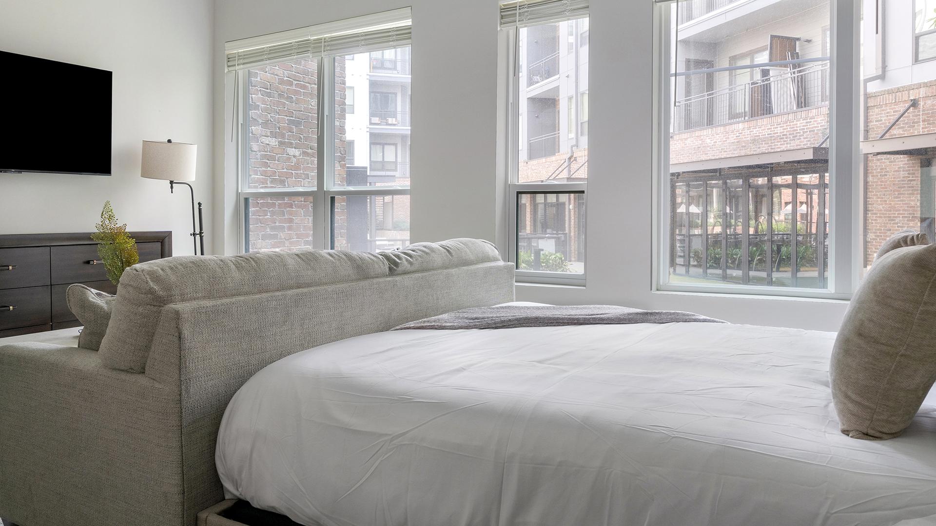 Vibe at Echo Street West 1623 - Photo 8