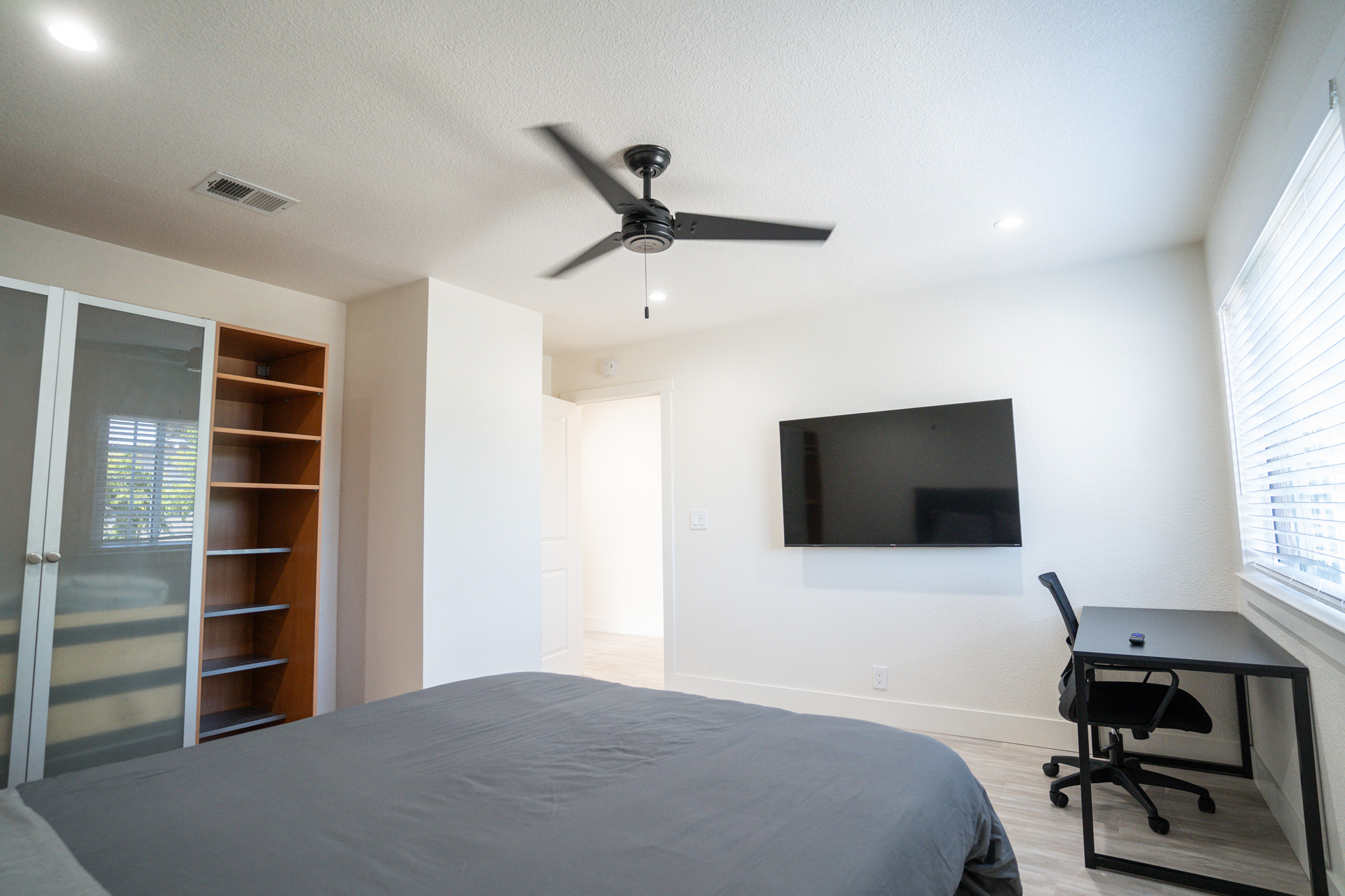 Brand new remodel house, safe neighborhood, Private house - Photo 4