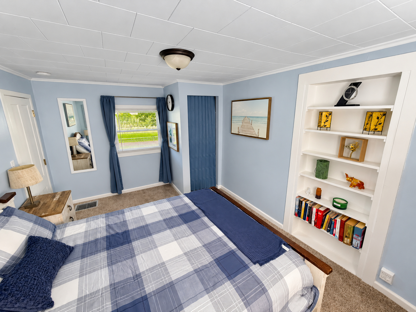 Newly Renovated Fully Furnished Comfortable 2BR apt in Vibrant & Walkable South Wedge of Rochester - Photo 9