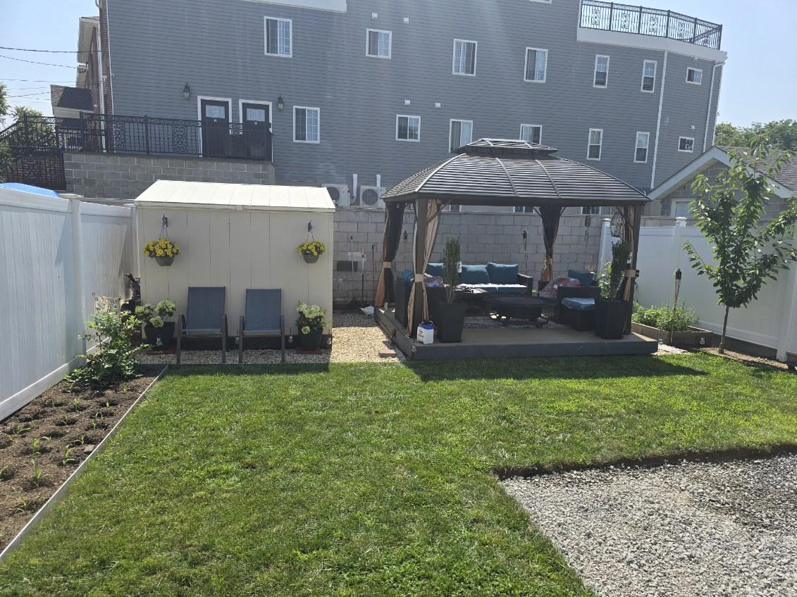 2 Private Rooms in Shared Home Near Transit, Shops & Parks - Photo 9