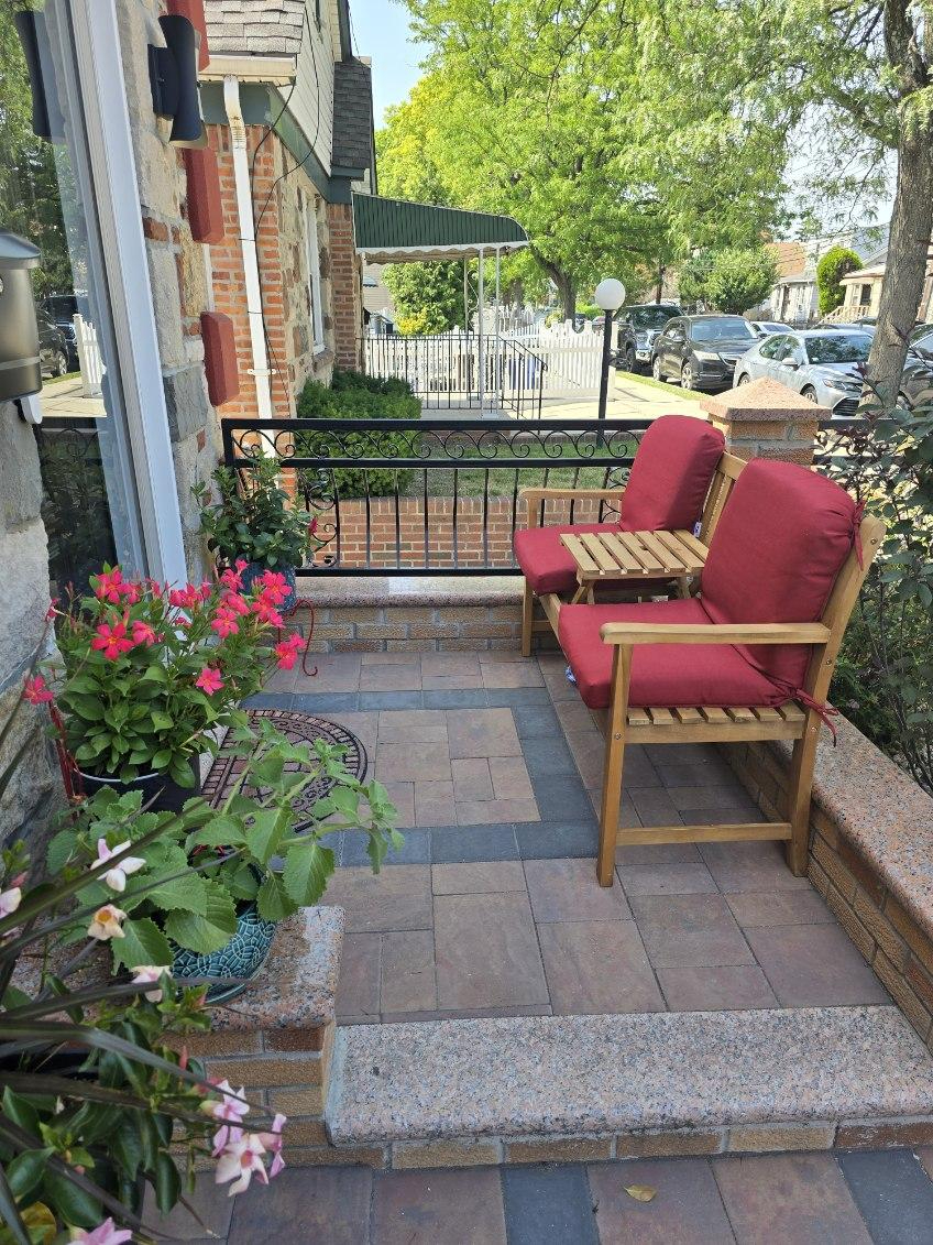 2 Private Rooms in Shared Home Near Transit, Shops & Parks - Photo 8