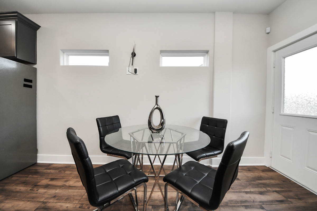 Fully Furnished Houston Duplex | Close to Refineries, Port & Medical Centers - Photo 4