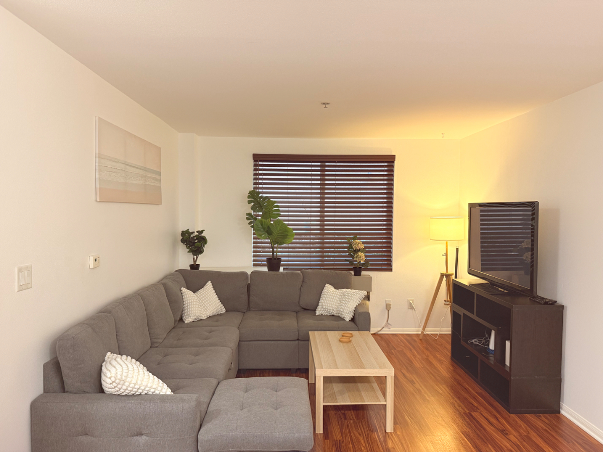 Quiet, Turnkey Downtown San Diego Condo - Blackout Curtains & Easy Commute - Photo 2