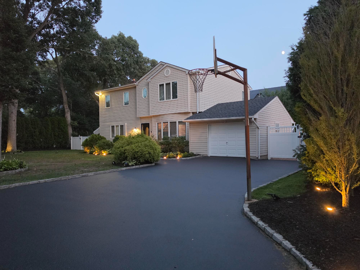 Pool & Patio, Close to everything where comfort meets convenience in the Heart of Centereach near St - Photo 3