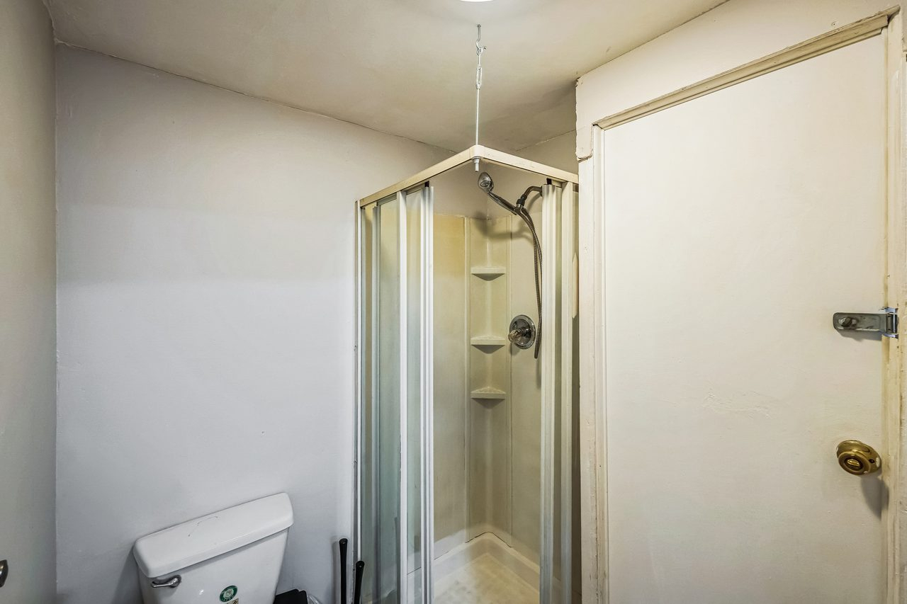 Private Bedroom in East Cambridge 1810 D - Photo 6