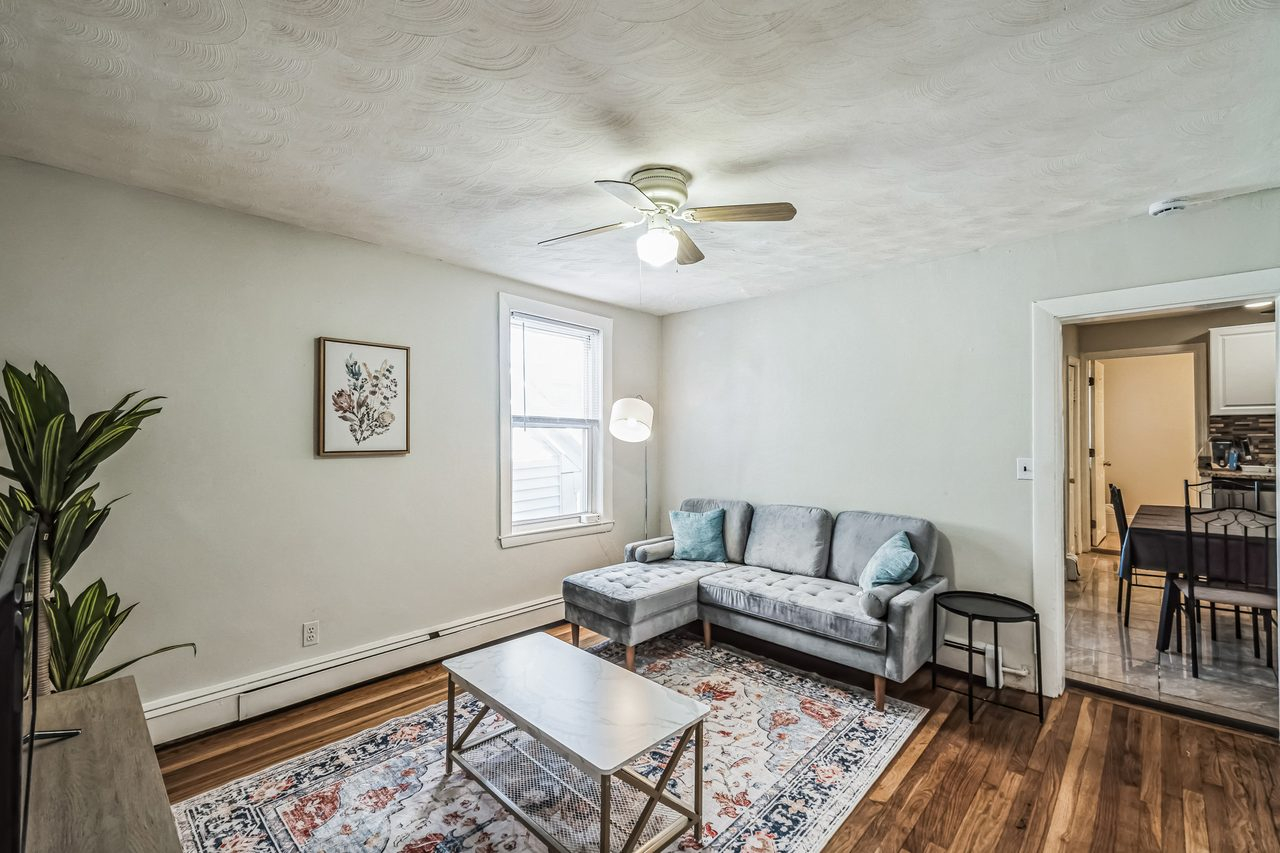 Private Bedroom in East Cambridge 1810 D - Photo 3