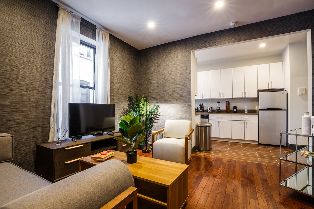 Private Bedroom in West Harlem 238 C - Photo 3
