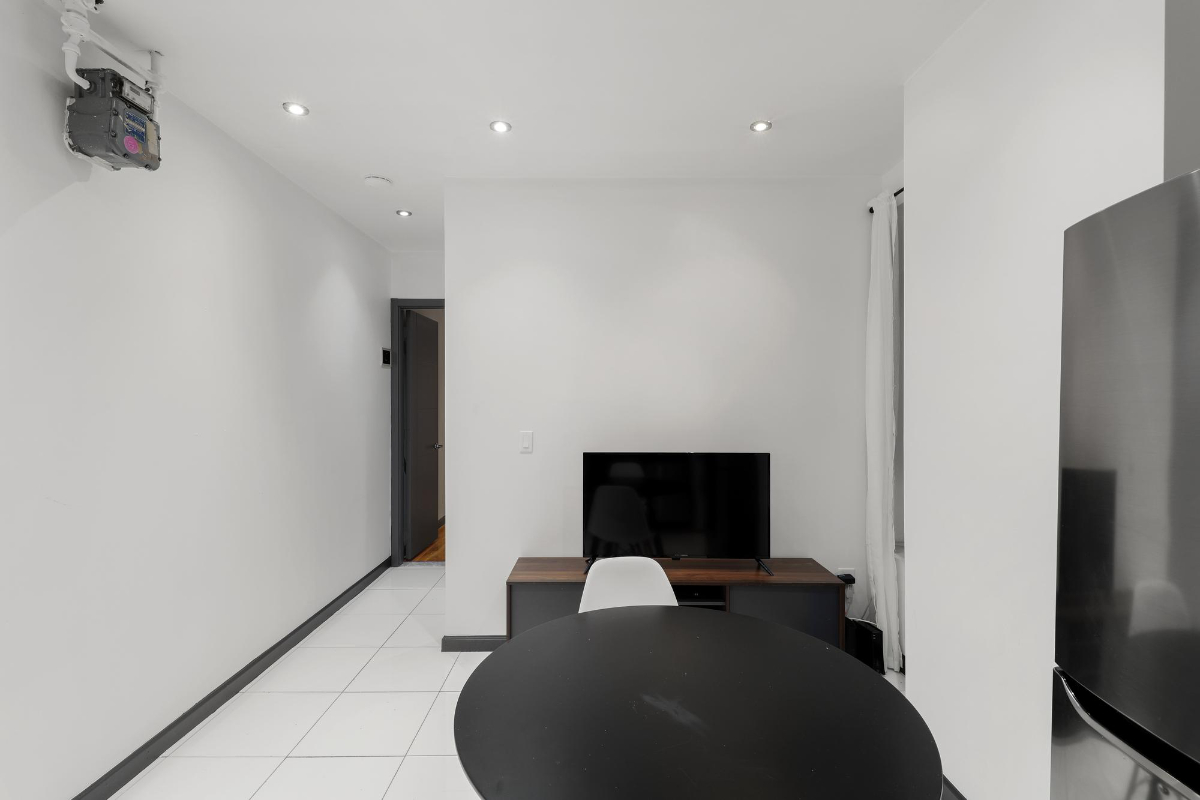 Private Bedroom in Upper West Side 758 A - Photo 4