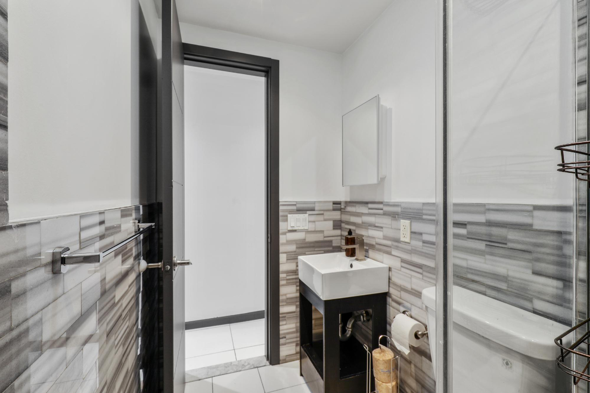 Private Bedroom in Upper West Side 758 A - Photo 9