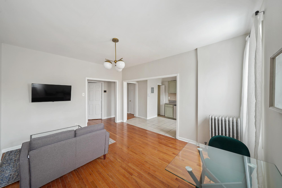 Private Bedroom in Flatbush 873 A - Photo 2