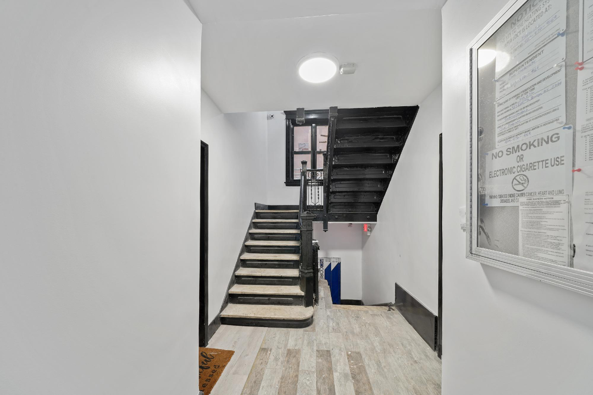 Private Bedroom in Flatbush 873 A - Photo 10