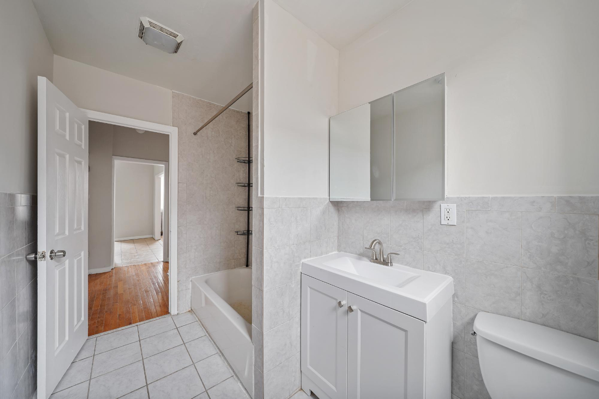 Private Bedroom in Flatbush 873 A - Photo 11