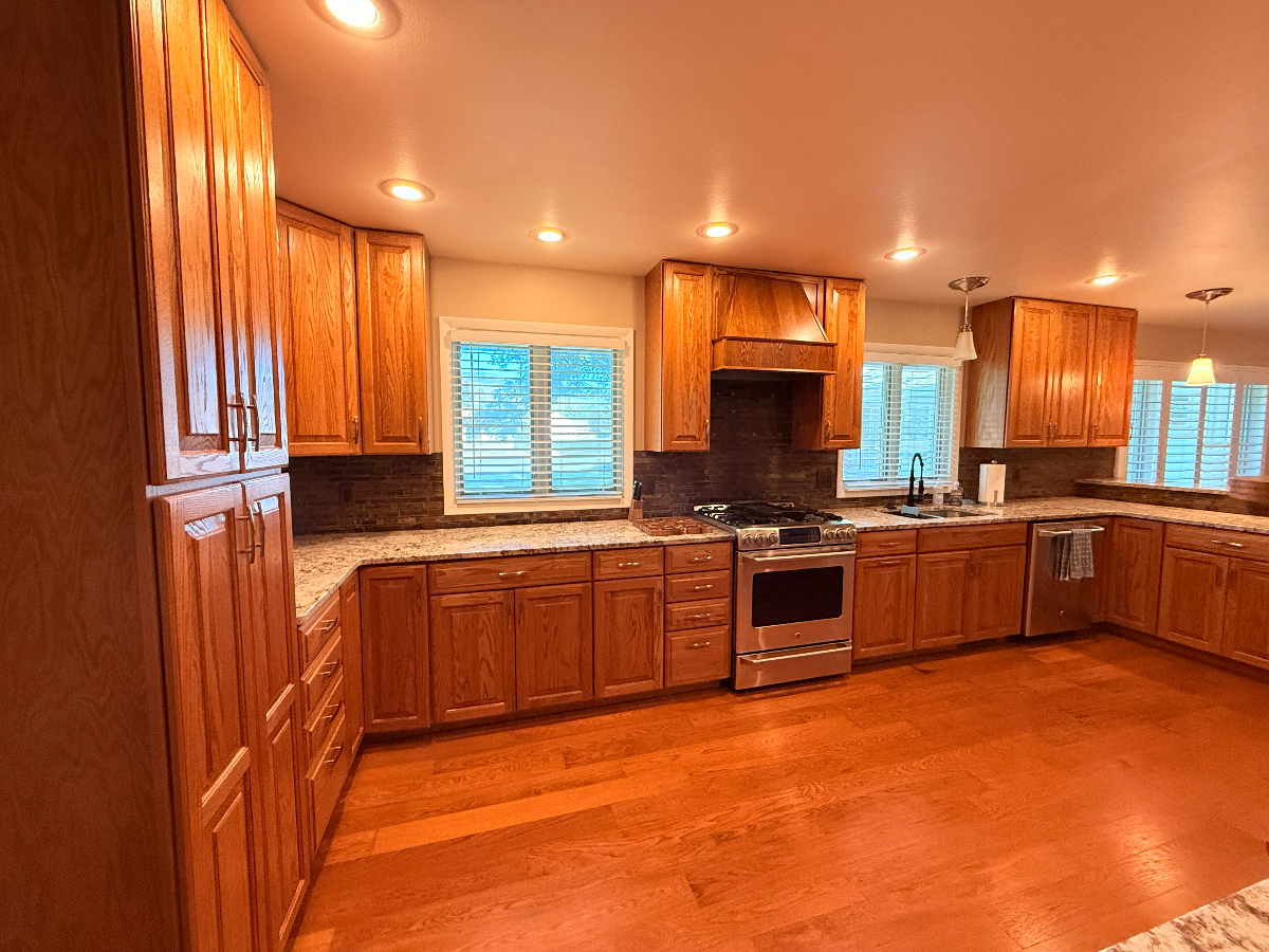 Quiet Furnished Home | Bonus Room | Fenced Yard | Perfect for Traveling Professionals - Photo 4
