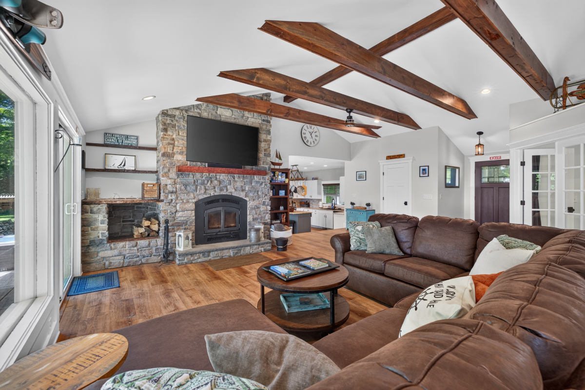 Executive Lake Front Home - Photo 11