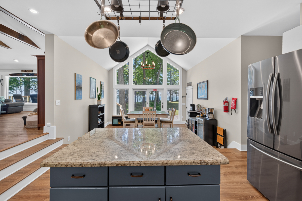 Executive Lake Front Home - Photo 8