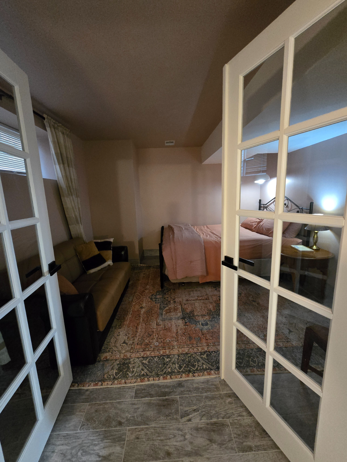 Newly renovated 1 bedroom apartment - Photo 5
