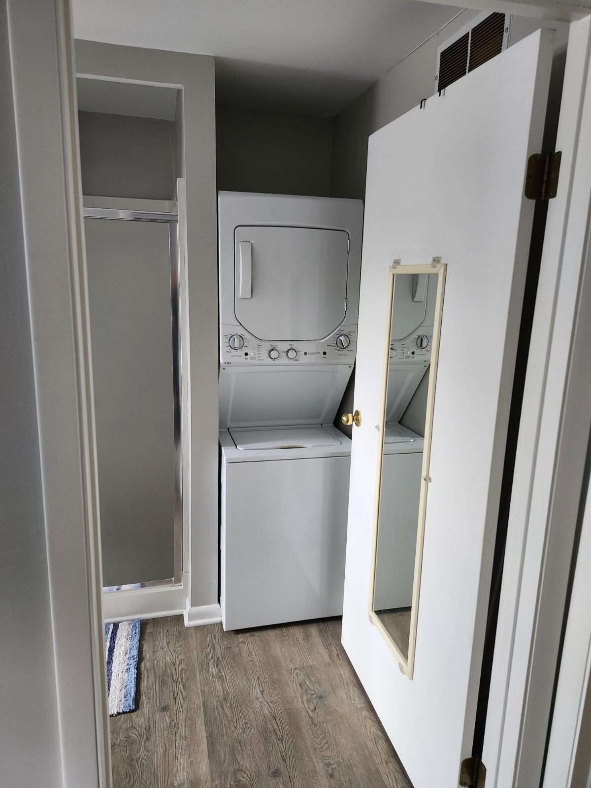 Cozy and secure one bedroom apartment - Photo 6