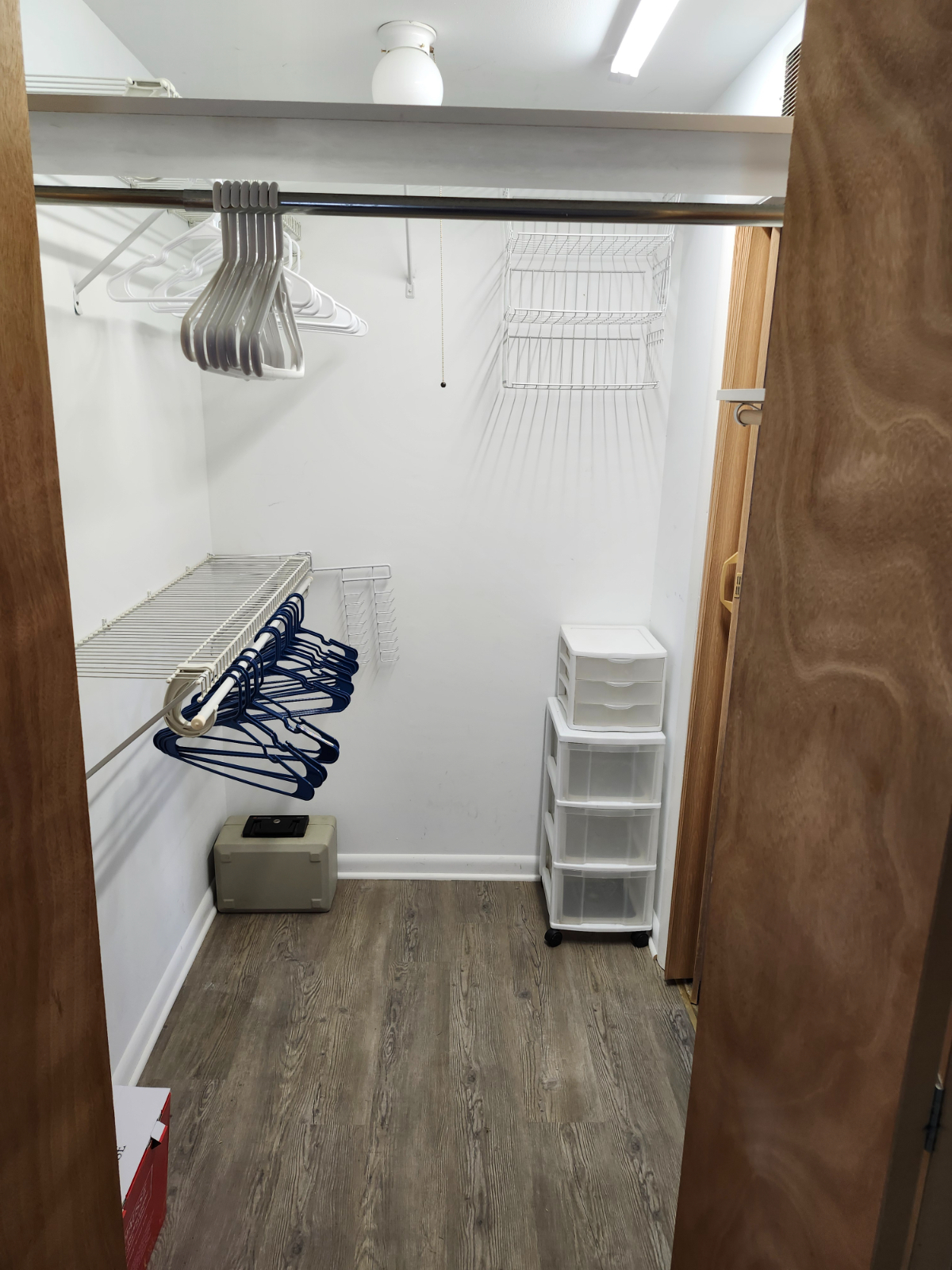 Cozy and secure one bedroom apartment - Photo 9