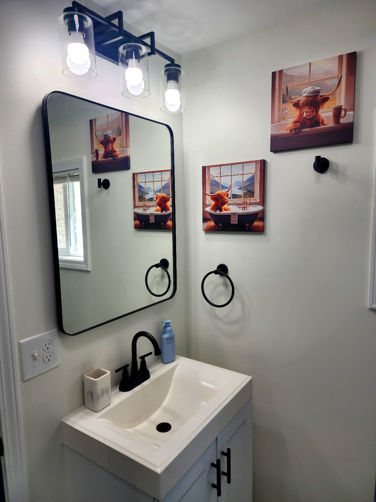 Luxury Studio, Full Kitchen - City Access! - Photo 12