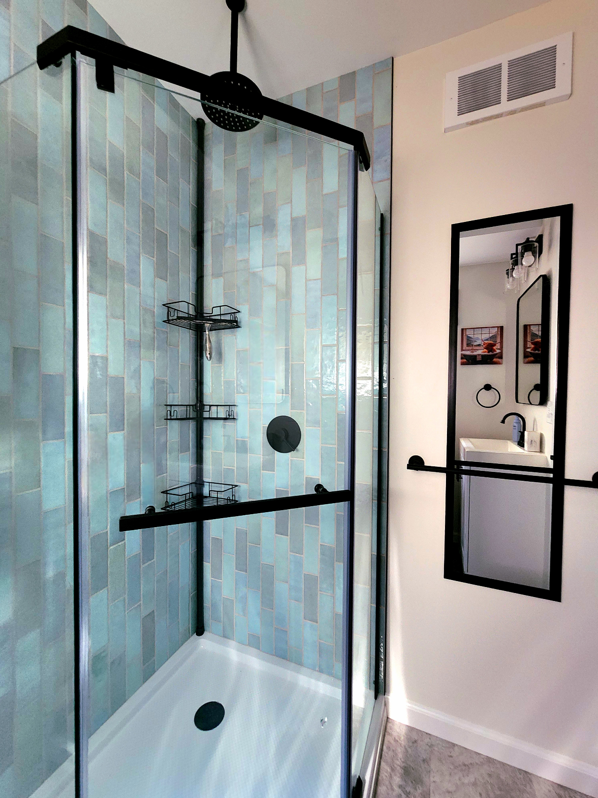 Luxury Studio, Full Kitchen - City Access! - Photo 11