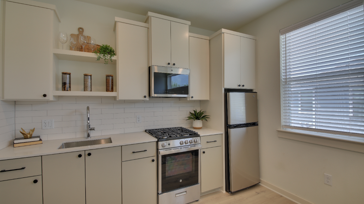 Stylish Furnished 2BR + Office | Central Austin | Easy Access to Everything ATX - Photo 9