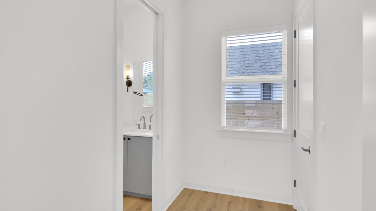 Stylish Furnished 2BR + Office | Central Austin | Easy Access to Everything ATX - Photo 4