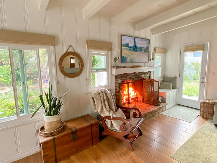 Casa Luz Coastal Escape: Relaxed California Comfort with Ideal Location - Photo 3