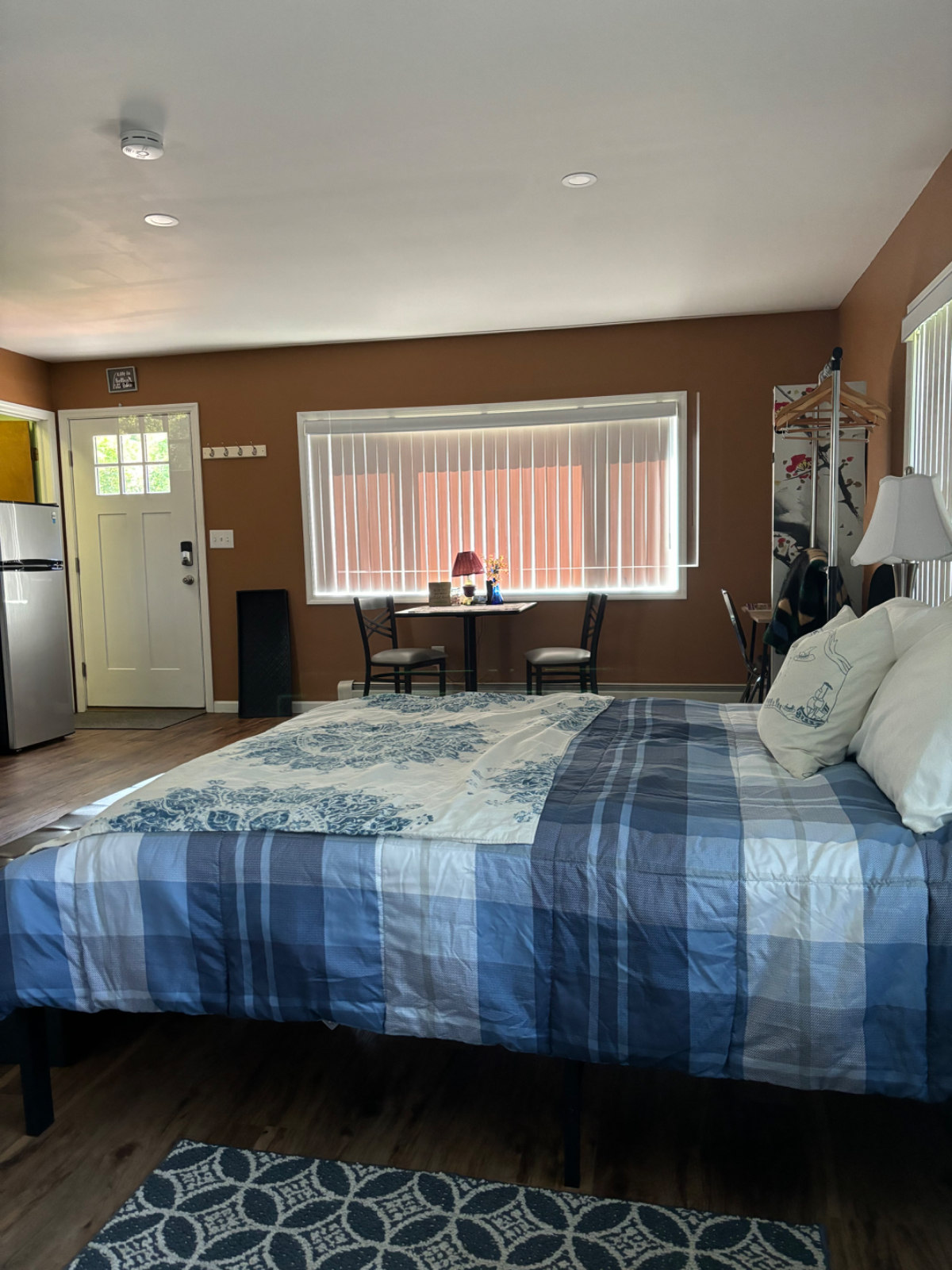 Weeping Willow Hideaway Private Studio Suite - Photo 5